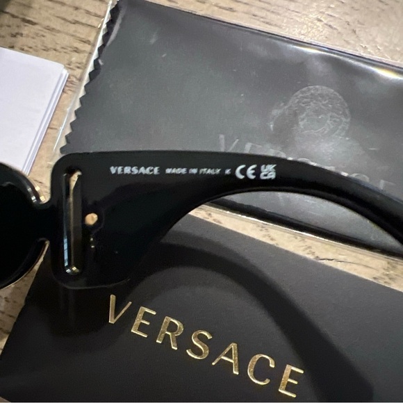COPY - VERSACE VE4424U GB1 87 Black Dark Grey 56 mm Women\'s Sunglasses main image 11